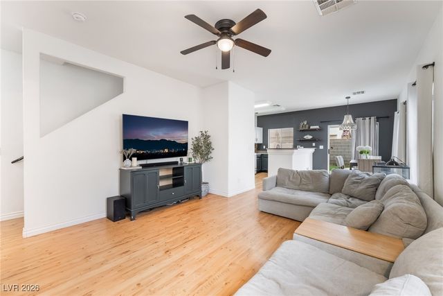 2581 Velez Valley Way, Henderson, NV 89002