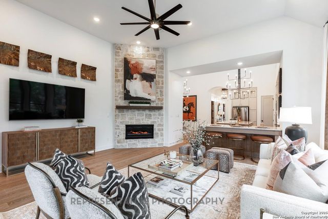 201 Barton Creek, Boerne, TX 78006