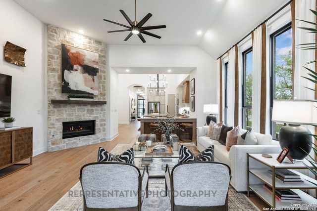 201 Barton Creek, Boerne, TX 78006