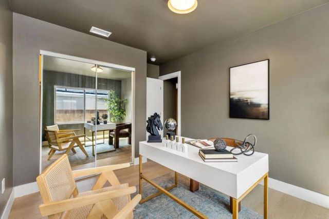 12497 Gilmore Ave, Los Angeles, CA 90066