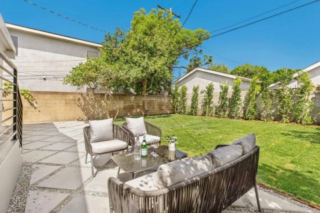 12497 Gilmore Ave, Los Angeles, CA 90066