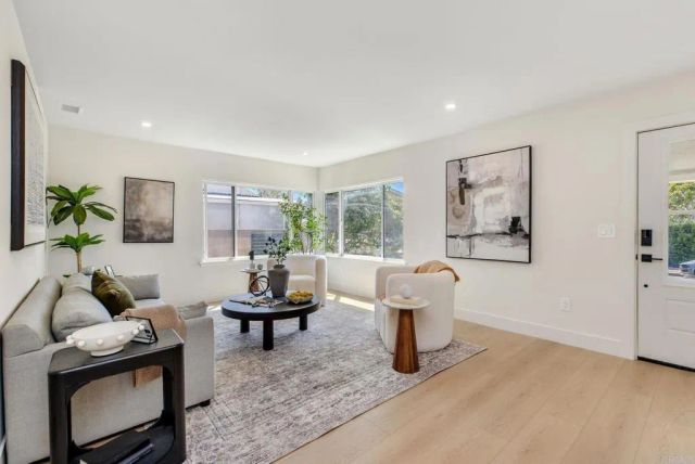 12497 Gilmore Ave, Los Angeles, CA 90066