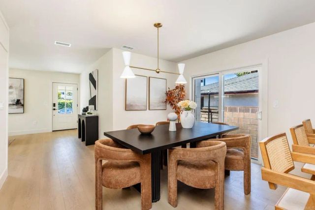 12497 Gilmore Ave, Los Angeles, CA 90066