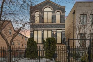 3137 N Spaulding Avenue, Chicago, IL 60618