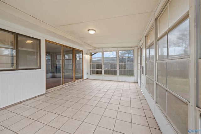 1913 Waxleaf Green SE, Huntsville, AL 35803