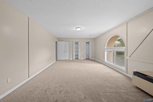 1913 Waxleaf Green SE, Huntsville, AL 35803