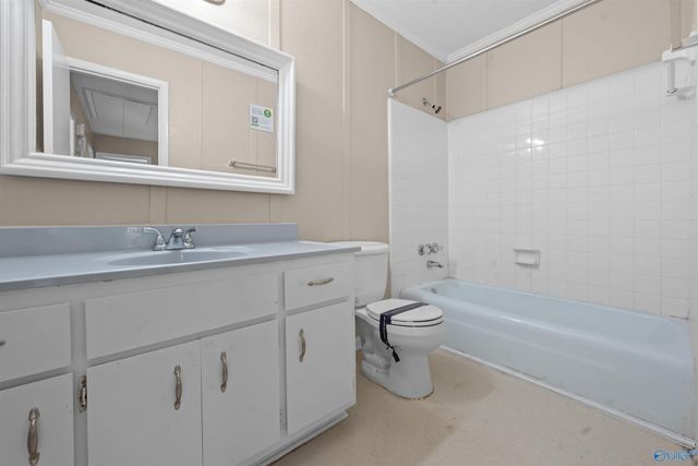 1913 Waxleaf Green SE, Huntsville, AL 35803