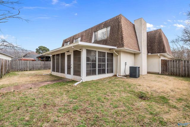 1913 Waxleaf Green SE, Huntsville, AL 35803