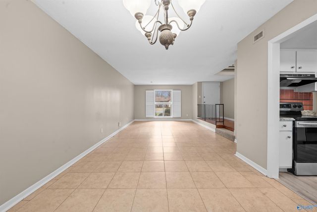 1913 Waxleaf Green SE, Huntsville, AL 35803