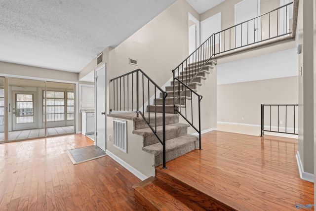 1913 Waxleaf Green SE, Huntsville, AL 35803