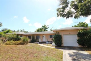 1467 JACARANDA CIRCLE N, Clearwater, FL 33755