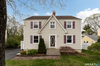 7 Van Rose Drive, North Haven, CT 06473