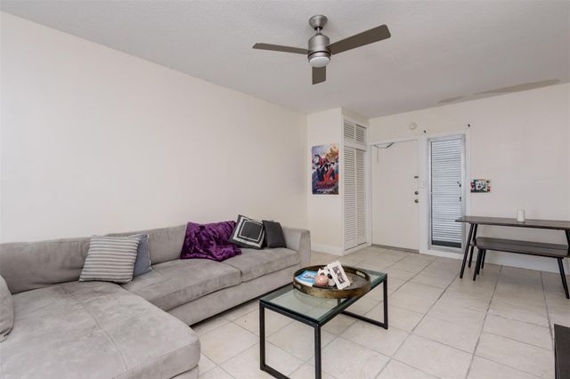 1967 S Ocean Blvd 205, Lauderdale By The Sea, FL 33062