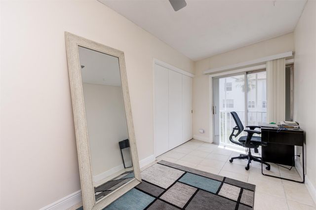 1967 S Ocean Blvd 205, Lauderdale By The Sea, FL 33062