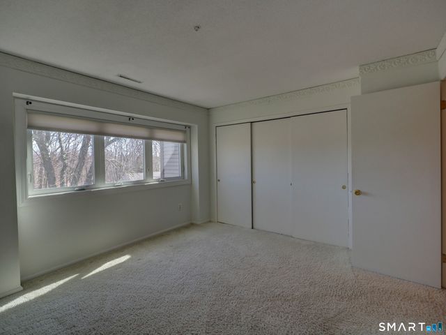 412 Pilgrim Harbor 412, Wallingford, CT 06492