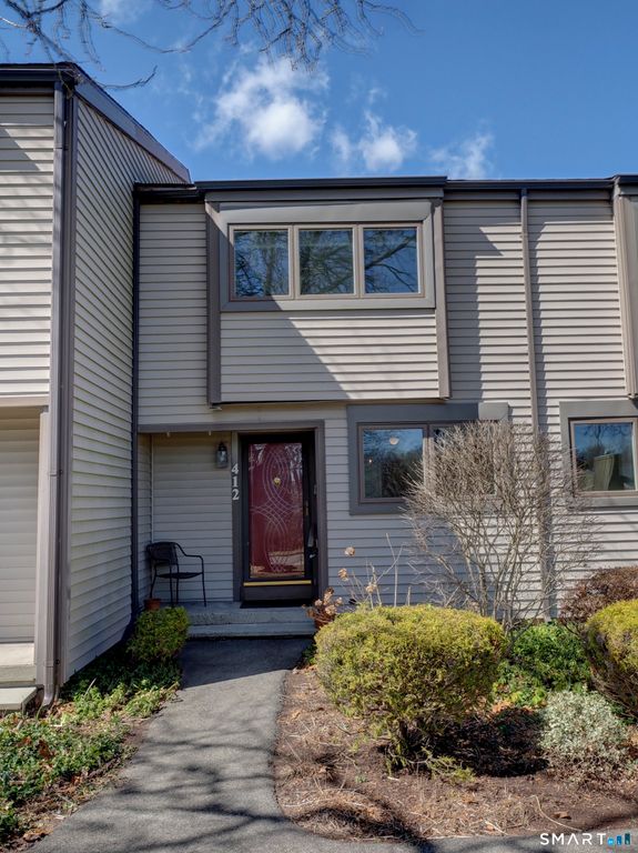 412 Pilgrim Harbor 412, Wallingford, CT 06492