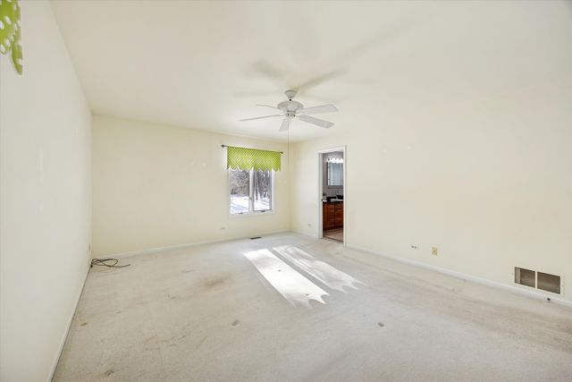 1013 Torrey Pines Court 1013, Darien, IL 60561