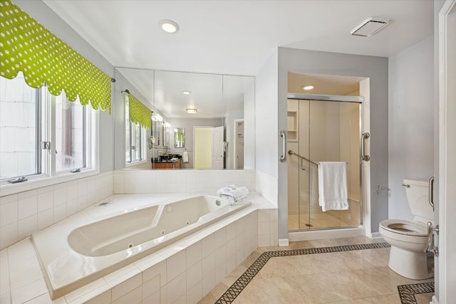 1013 Torrey Pines Court 1013, Darien, IL 60561