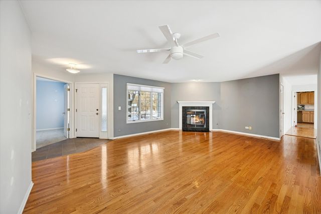 1013 Torrey Pines Court 1013, Darien, IL 60561