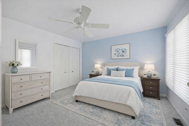 1013 Torrey Pines Court 1013, Darien, IL 60561