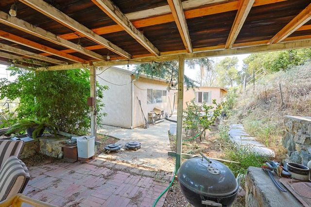 11825 Taia, Lakeside, CA 92040