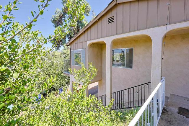 11825 Taia, Lakeside, CA 92040