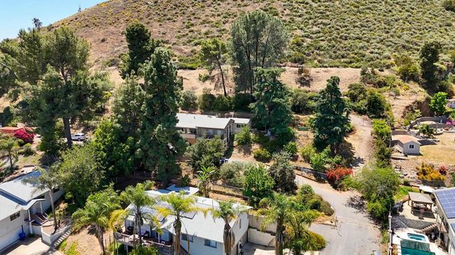 11825 Taia, Lakeside, CA 92040