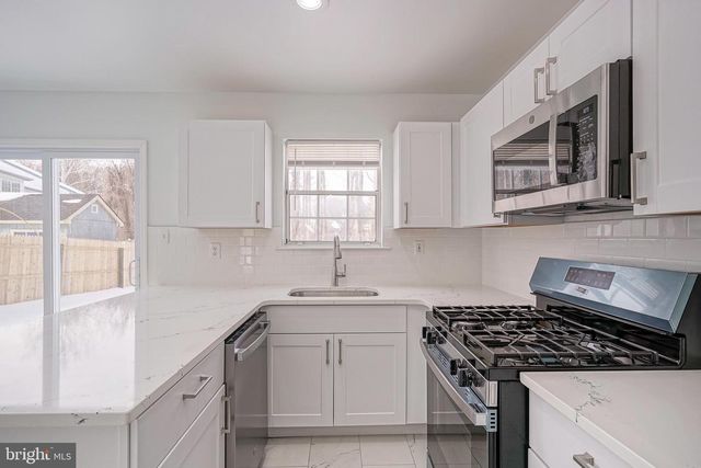 189 CROSSINGS WAY, Lindenwold, NJ 08021