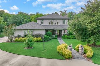 3 Edgewood Drive W, Montgomery, TX 77356