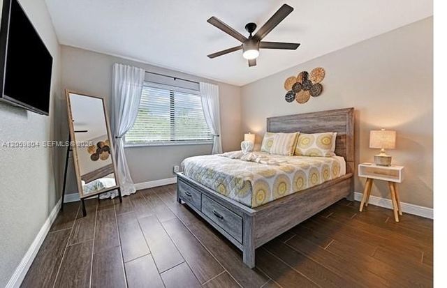 945 Sunset Rd 1, West Palm Beach, FL 33401
