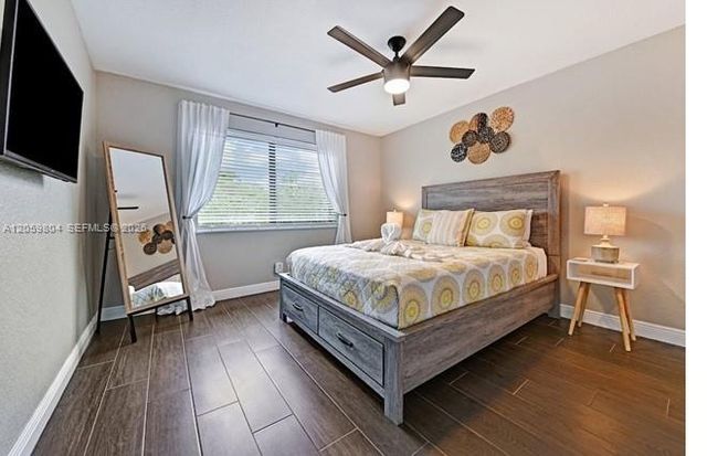 945 Sunset Rd 1, West Palm Beach, FL 33401
