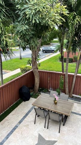 2852 Waterford Drive 2852, Deerfield Beach, FL 33442