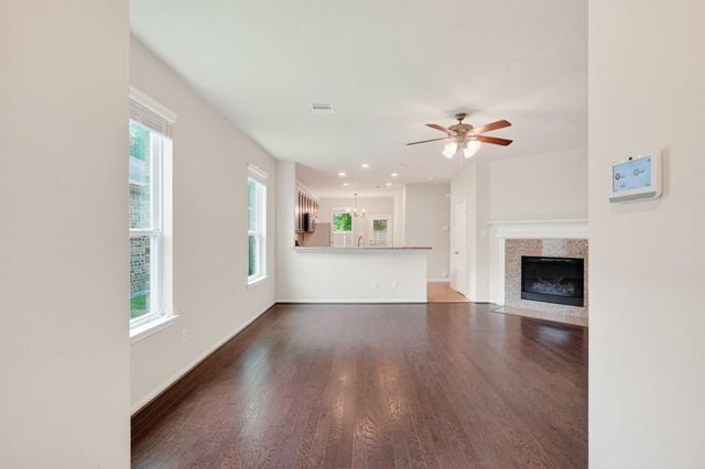 12027 Rockridge Falls Drive, Tomball, TX 77375