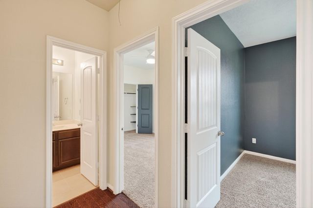 12027 Rockridge Falls Drive, Tomball, TX 77375