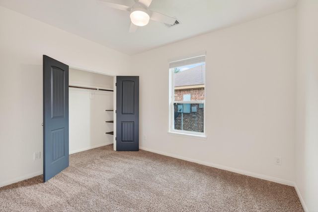 12027 Rockridge Falls Drive, Tomball, TX 77375