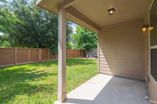 12027 Rockridge Falls Drive, Tomball, TX 77375