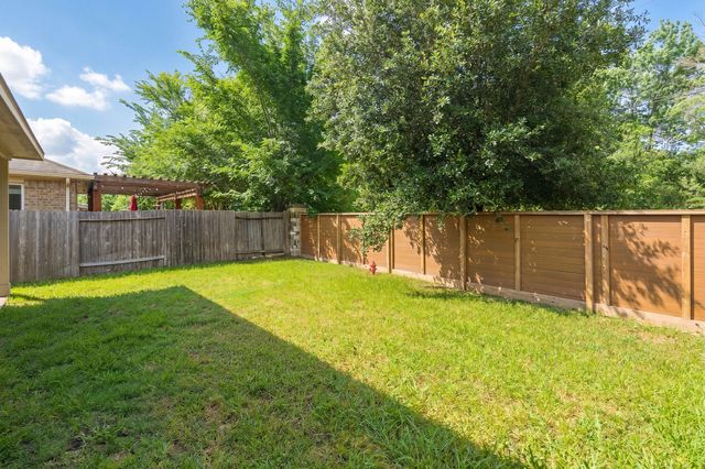 12027 Rockridge Falls Drive, Tomball, TX 77375