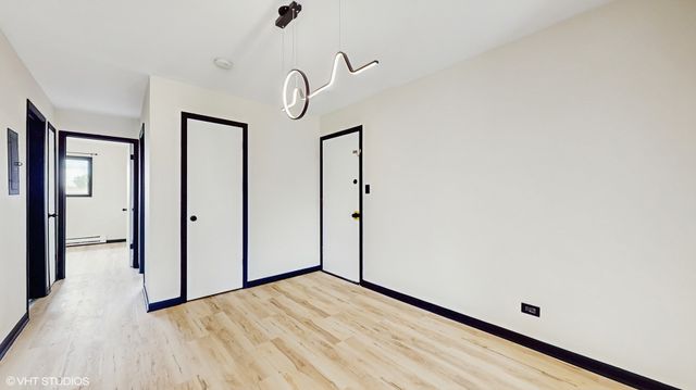 4220 Bonhill Drive 3E, Arlington Heights, IL 60004