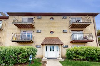 4220 Bonhill Drive 3E, Arlington Heights, IL 60004
