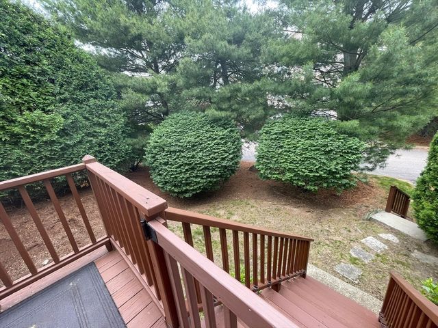 421 Captain Eames Cir 421, Ashland, MA 01721