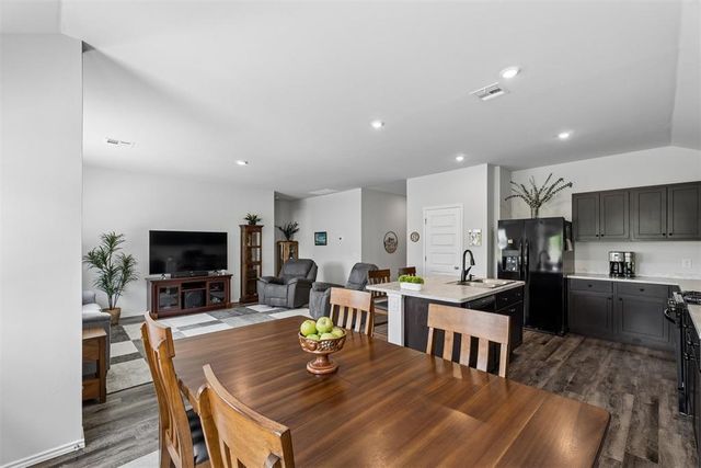 1411 Claire Court, Shawnee, OK 74804