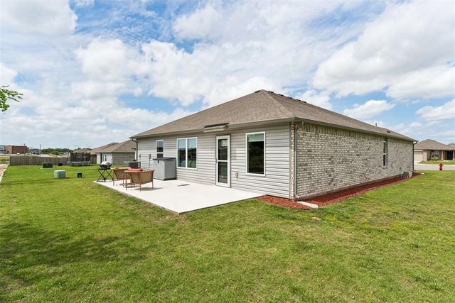 1411 Claire Court, Shawnee, OK 74804