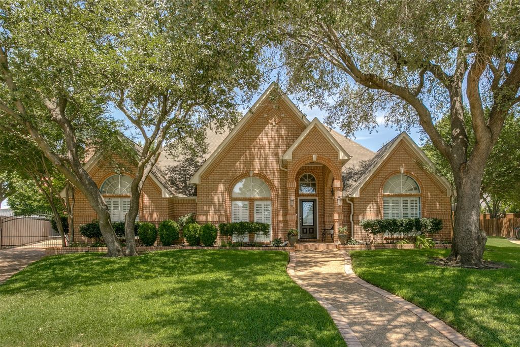 3306 Westover Court, Grapevine, TX 76051