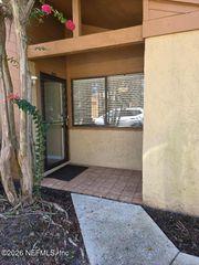85 DEBARRY Avenue 3051, Orange Park, FL 32073