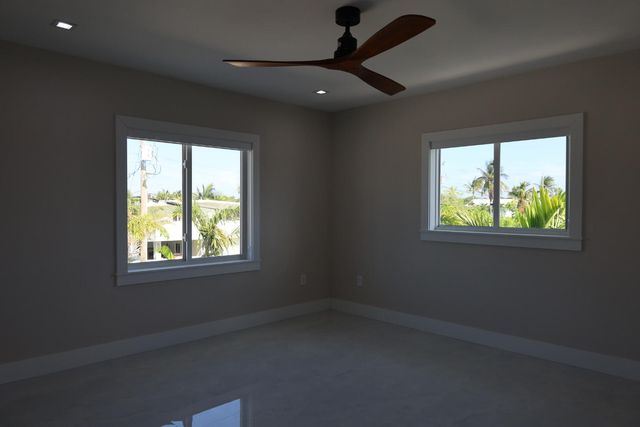 115 Azalea Street, Plantation Key, FL 33070