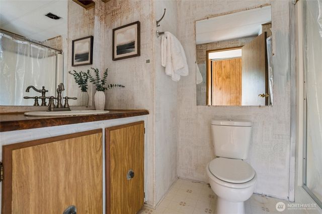 1916 Key Peninsula Highway NW, Lakebay, WA 98349