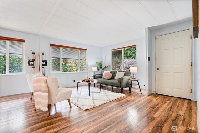 1916 Key Peninsula Highway NW, Lakebay, WA 98349