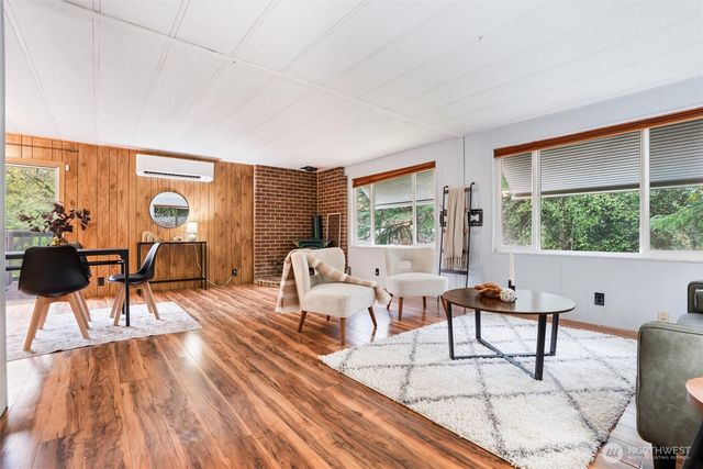 1916 Key Peninsula Highway NW, Lakebay, WA 98349