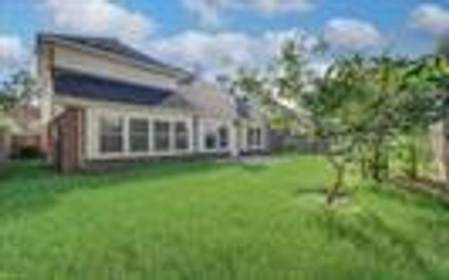 16419 Dawncrest Way, Sugar Land, TX 77498