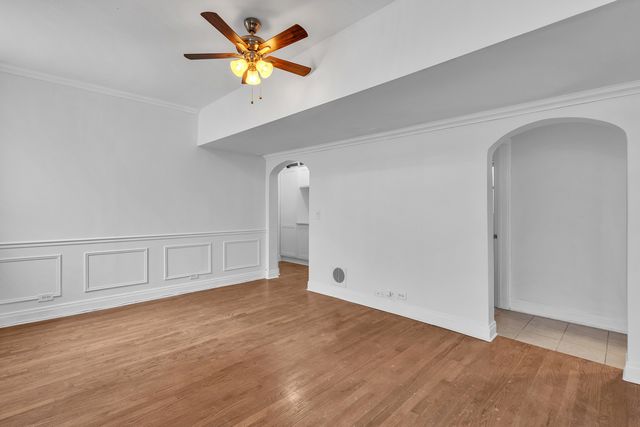 7025.5 N Sheridan Road G, Chicago, IL 60626